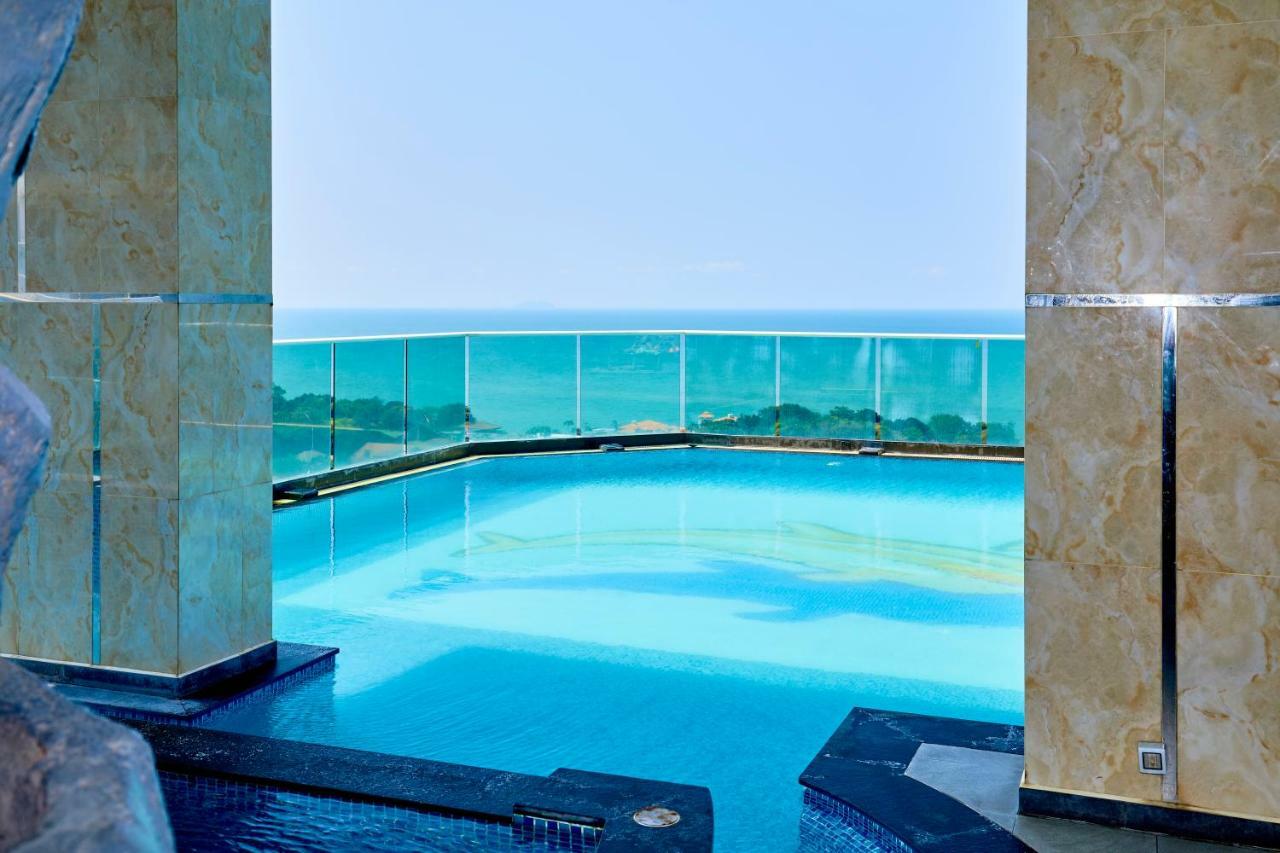 Cozy Beach Condo By Fantasea Beach Pattaya Exterior foto